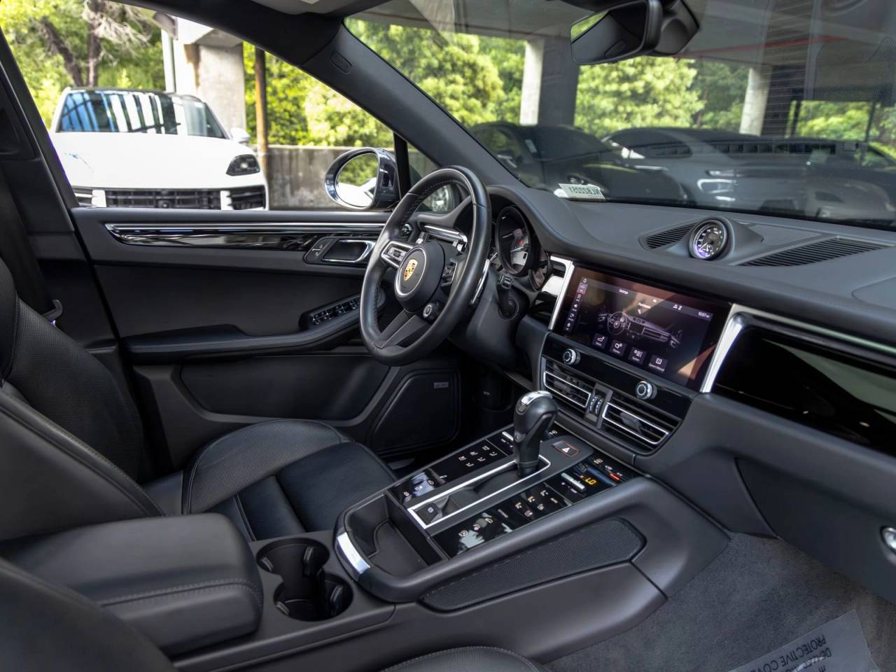 2022 Porsche Macan S