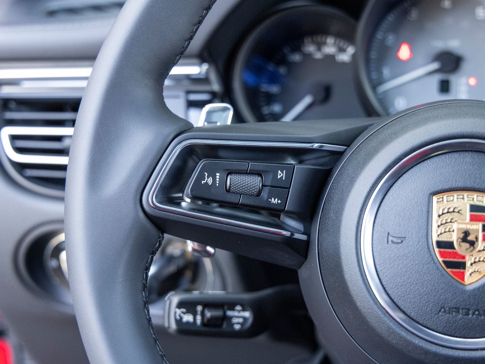 2026 Porsche Macan Macan S