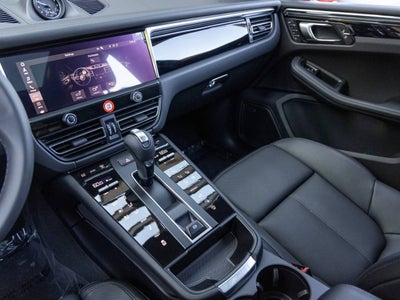 2026 Porsche Macan Macan S