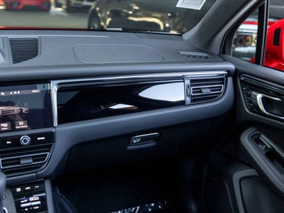 2026 Porsche Macan Macan S