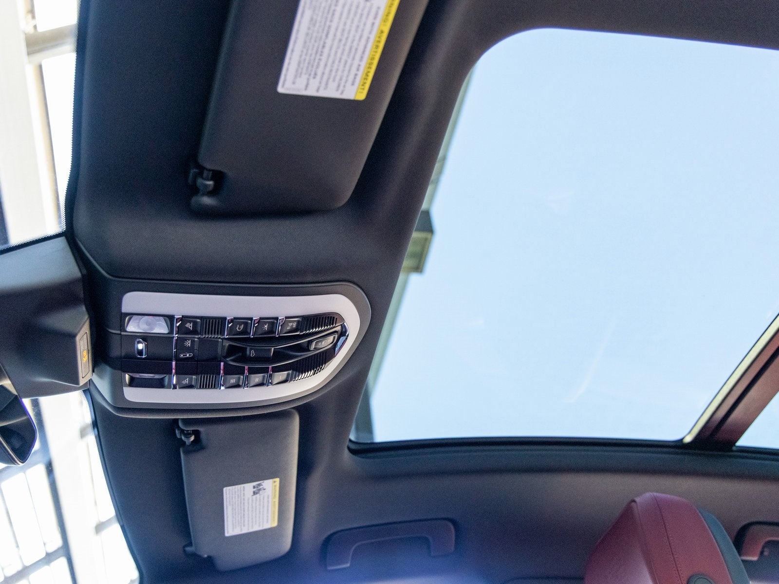 2025 Porsche Macan Macan S