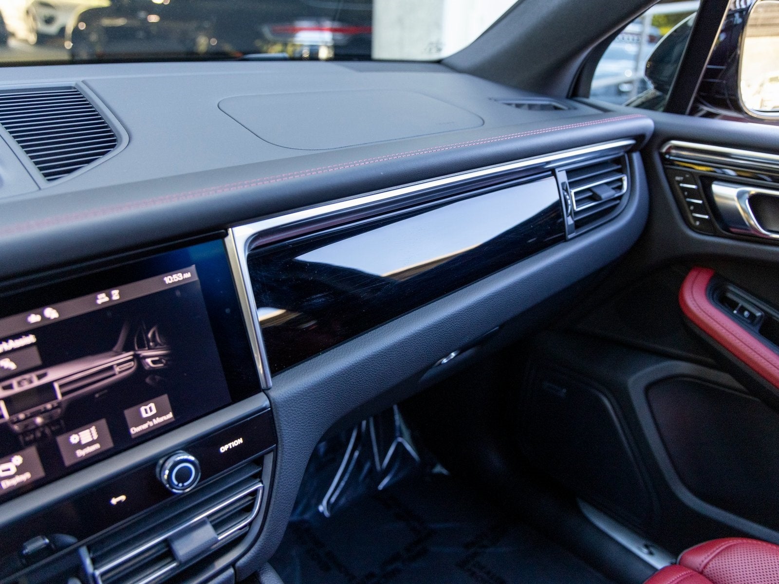 2025 Porsche Macan Macan S