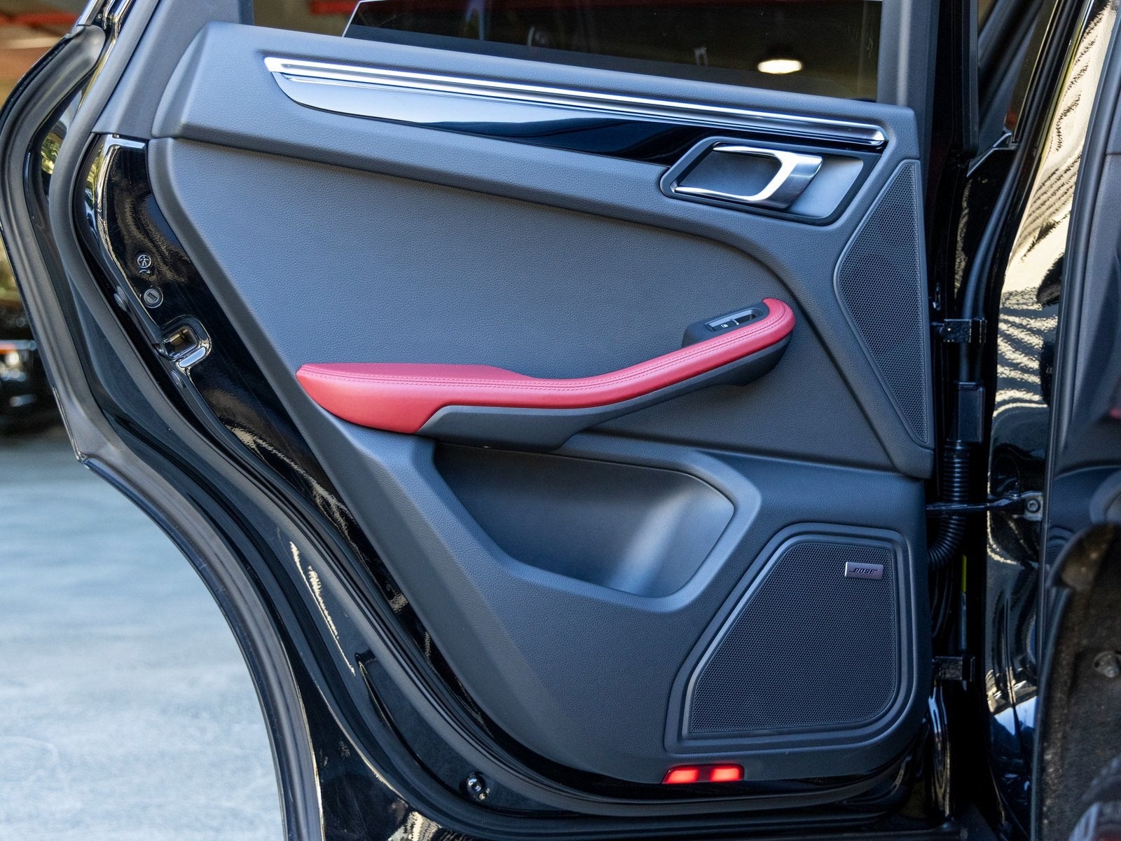 2025 Porsche Macan Macan S