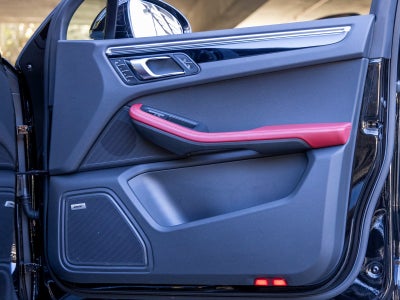 2025 Porsche Macan Macan S