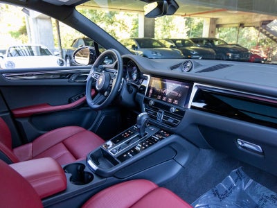 2025 Porsche Macan Macan S