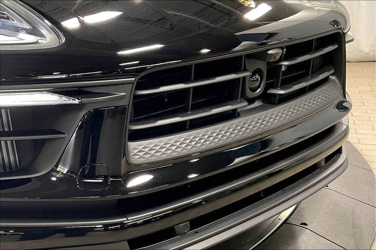 2025 Porsche Macan Macan S