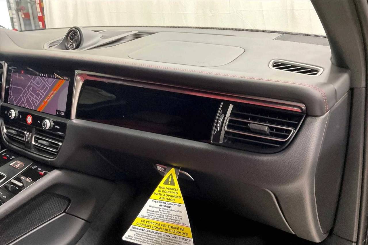 2025 Porsche Macan Macan S