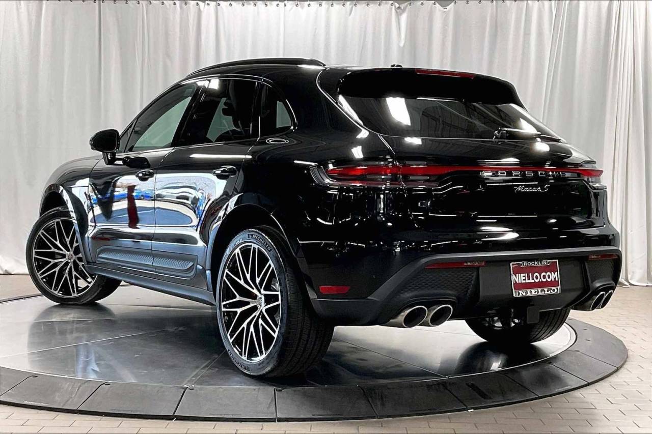 2025 Porsche Macan Macan S