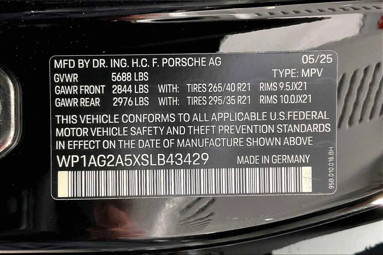 2025 Porsche Macan Macan S