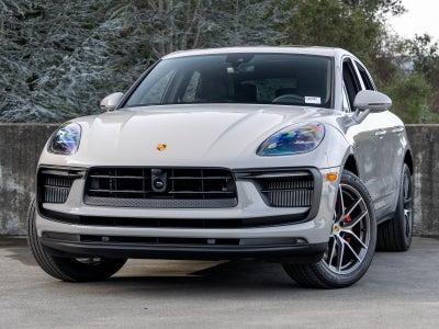 2026 Porsche Macan Macan S