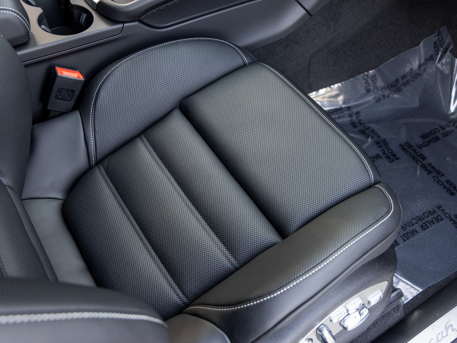 2026 Porsche Macan Macan S