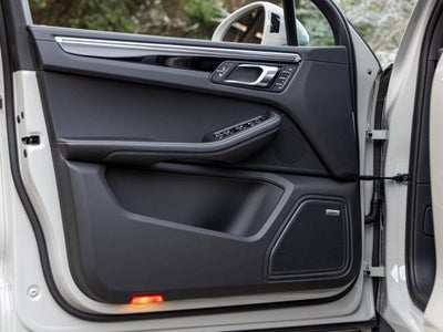 2026 Porsche Macan Macan S