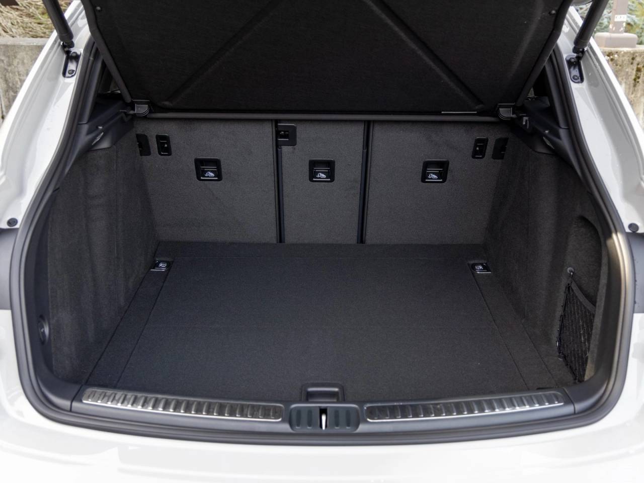 2026 Porsche Macan Macan S