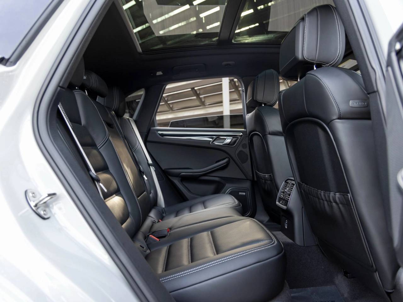 2026 Porsche Macan Macan S