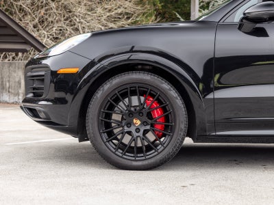 2023 Porsche Cayenne Cayenne GTS
