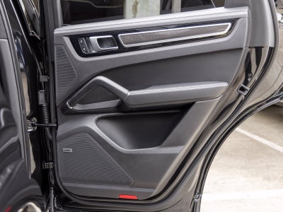 2023 Porsche Cayenne Cayenne GTS