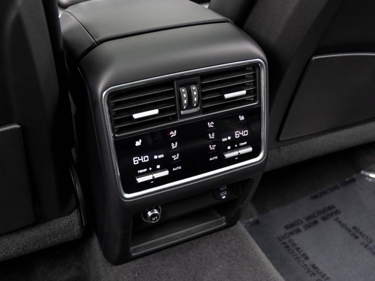 2023 Porsche Cayenne Cayenne GTS