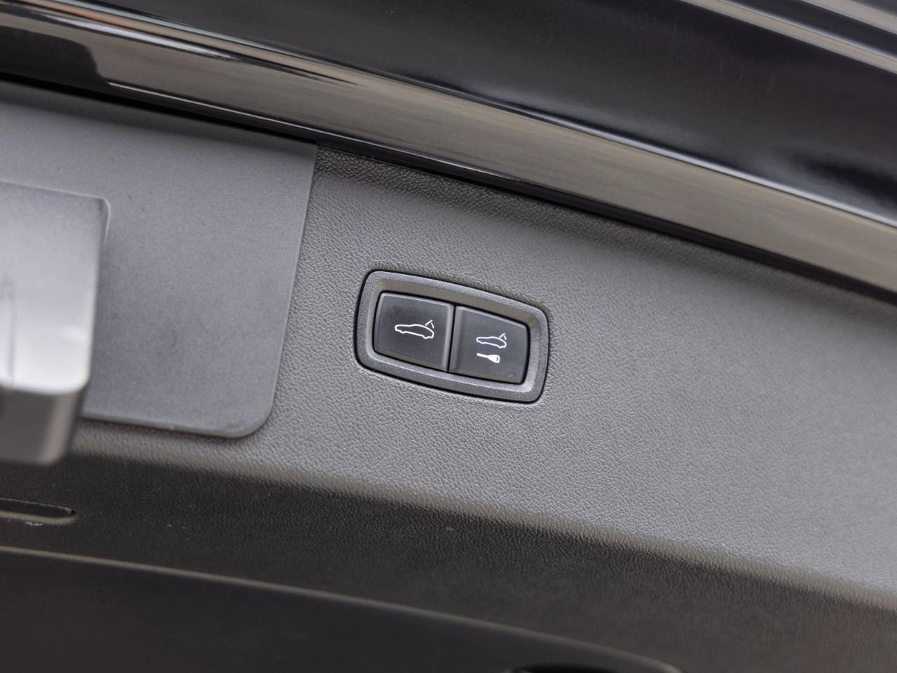 2023 Porsche Cayenne Cayenne GTS
