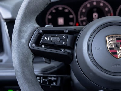 2025 Porsche Cayenne Cayenne GTS