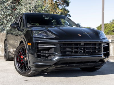 2025 Porsche Cayenne Cayenne GTS