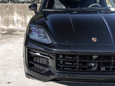 2025 Porsche Cayenne Cayenne GTS