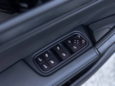 2025 Porsche Cayenne Cayenne GTS