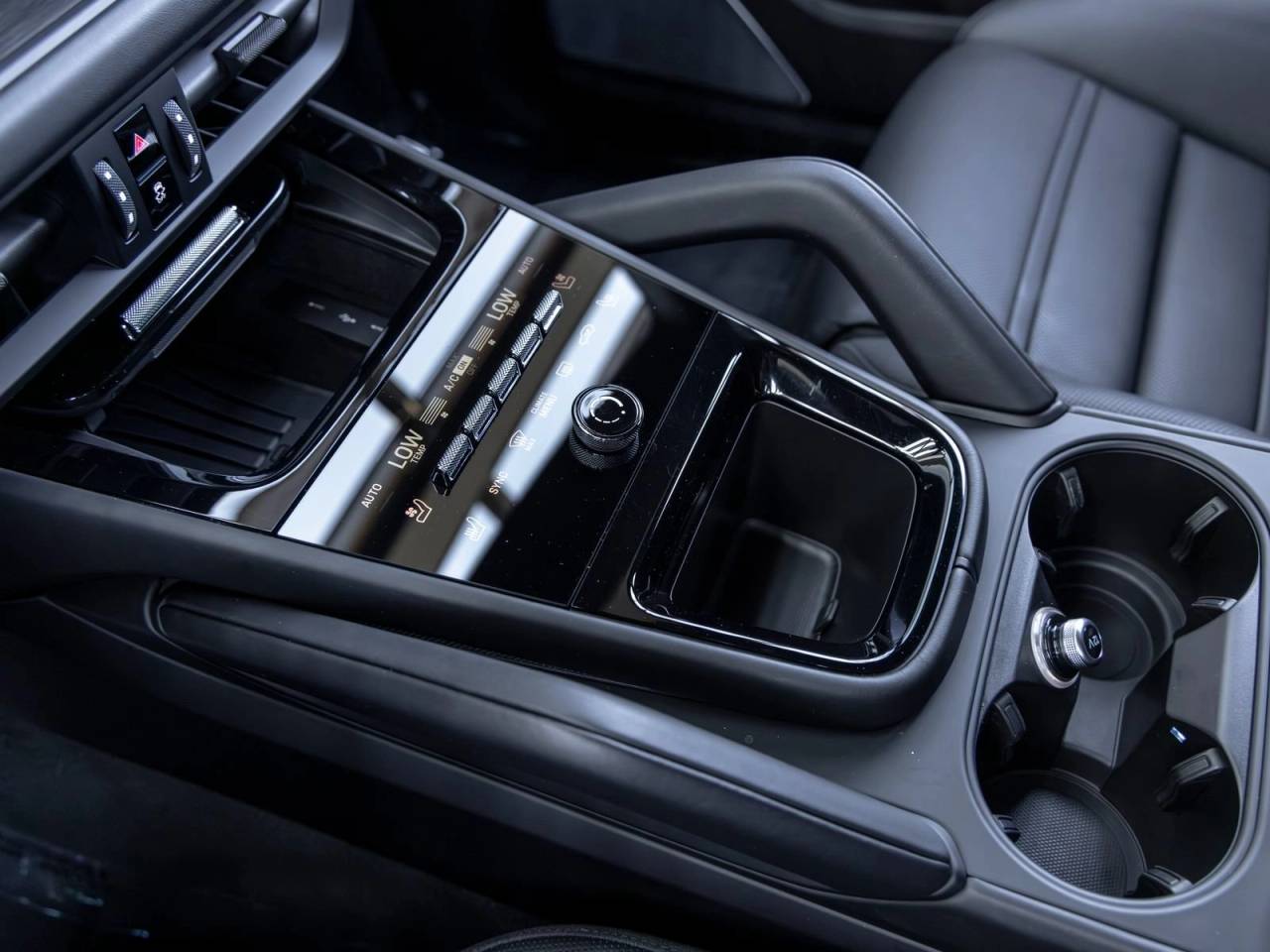 2025 Porsche Cayenne Cayenne GTS