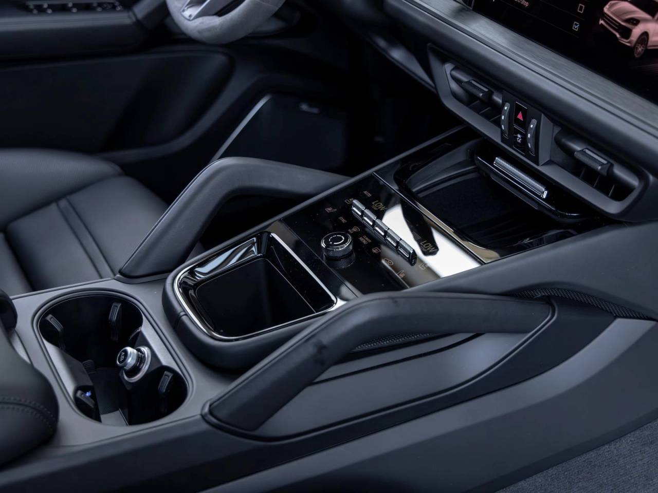 2025 Porsche Cayenne Cayenne GTS