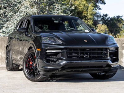 2025 Porsche Cayenne Cayenne GTS
