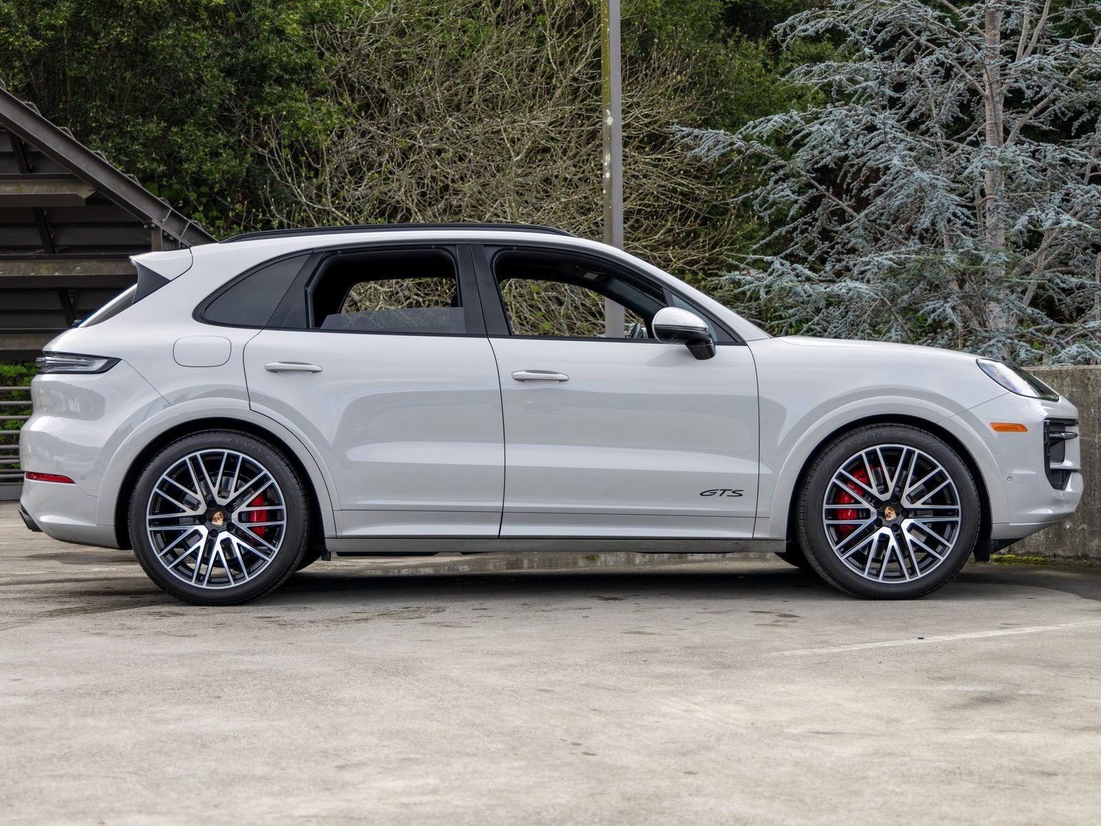 2025 Porsche Cayenne Cayenne GTS