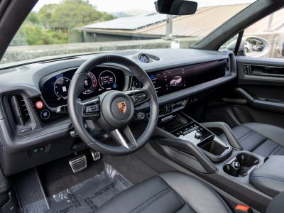 2025 Porsche Cayenne Cayenne GTS