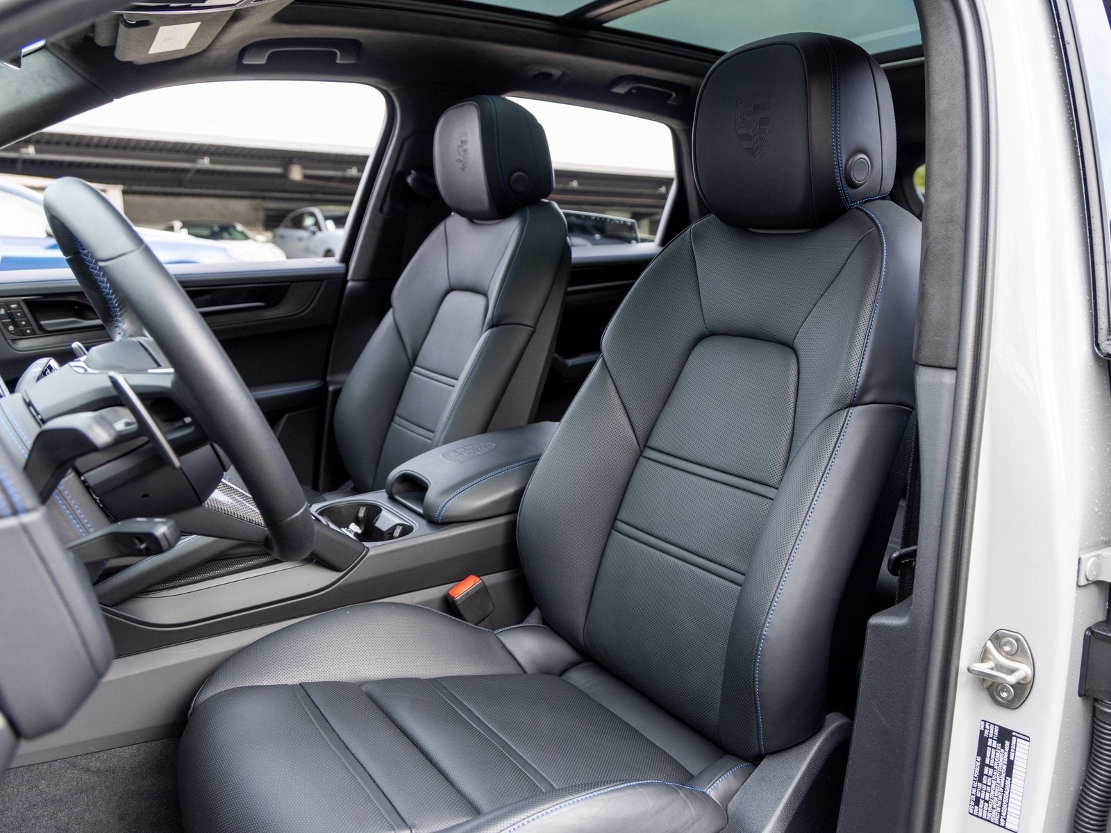 2025 Porsche Cayenne Cayenne GTS