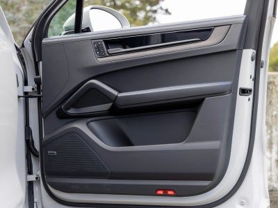 2025 Porsche Cayenne Cayenne GTS