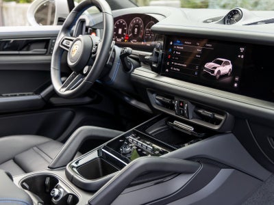 2025 Porsche Cayenne Cayenne GTS