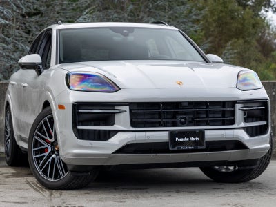 2025 Porsche Cayenne Cayenne GTS