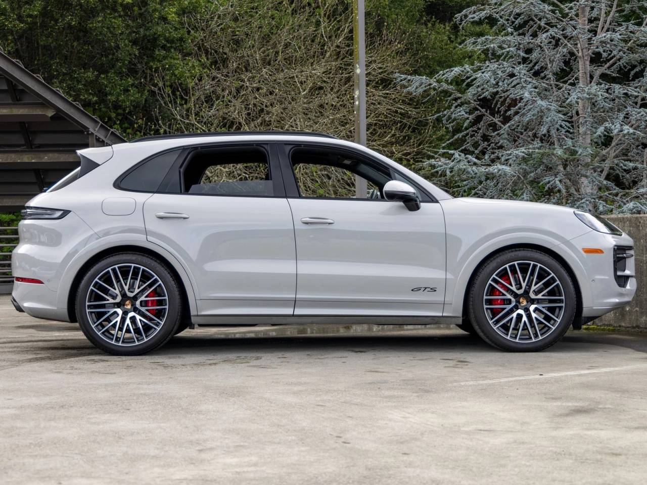 2025 Porsche Cayenne Cayenne GTS
