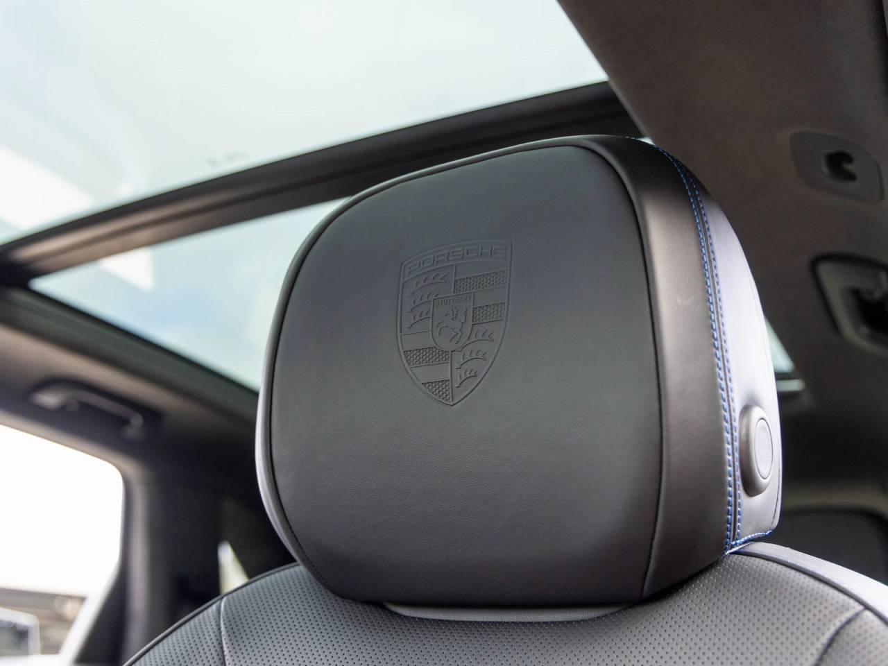 2025 Porsche Cayenne Cayenne GTS