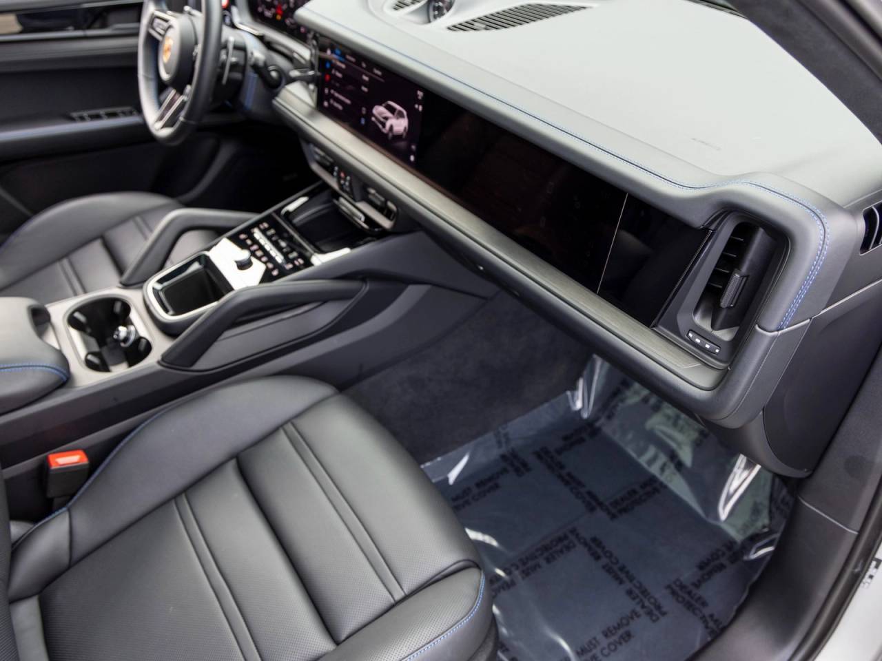 2025 Porsche Cayenne Cayenne GTS