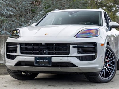2025 Porsche Cayenne Cayenne GTS