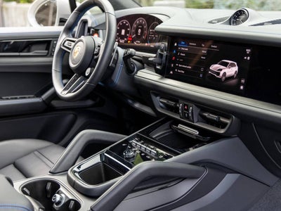 2025 Porsche Cayenne Cayenne GTS