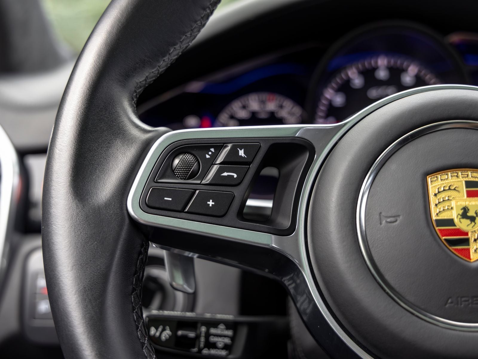 2022 Porsche Cayenne GTS