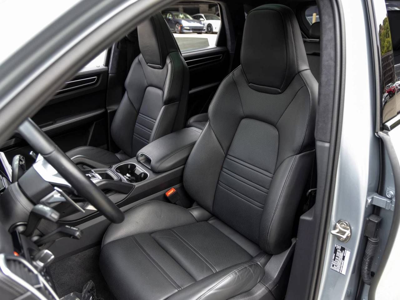 2022 Porsche Cayenne GTS