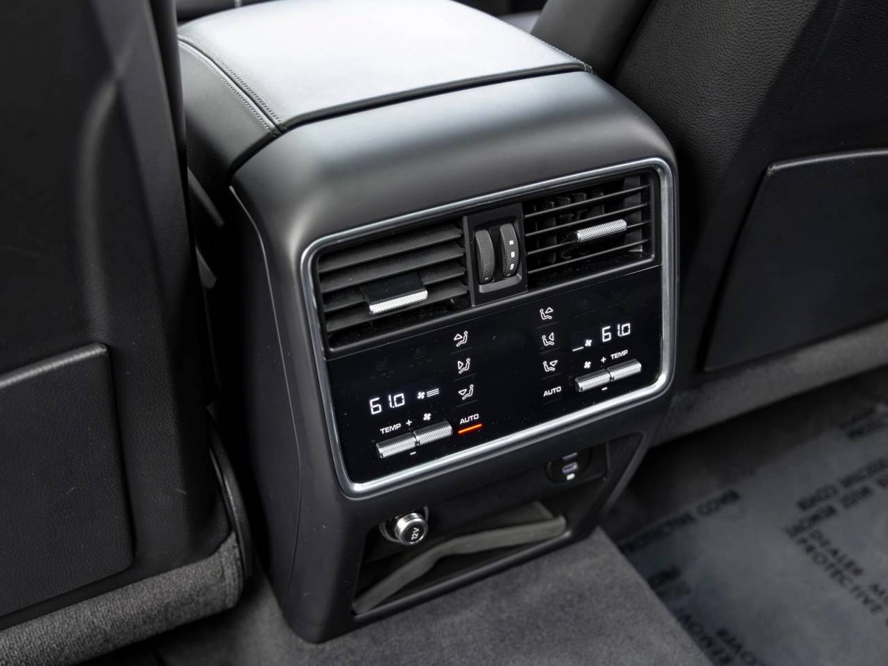 2022 Porsche Cayenne GTS
