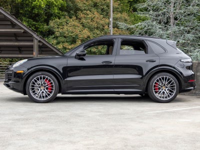 2023 Porsche Cayenne GTS