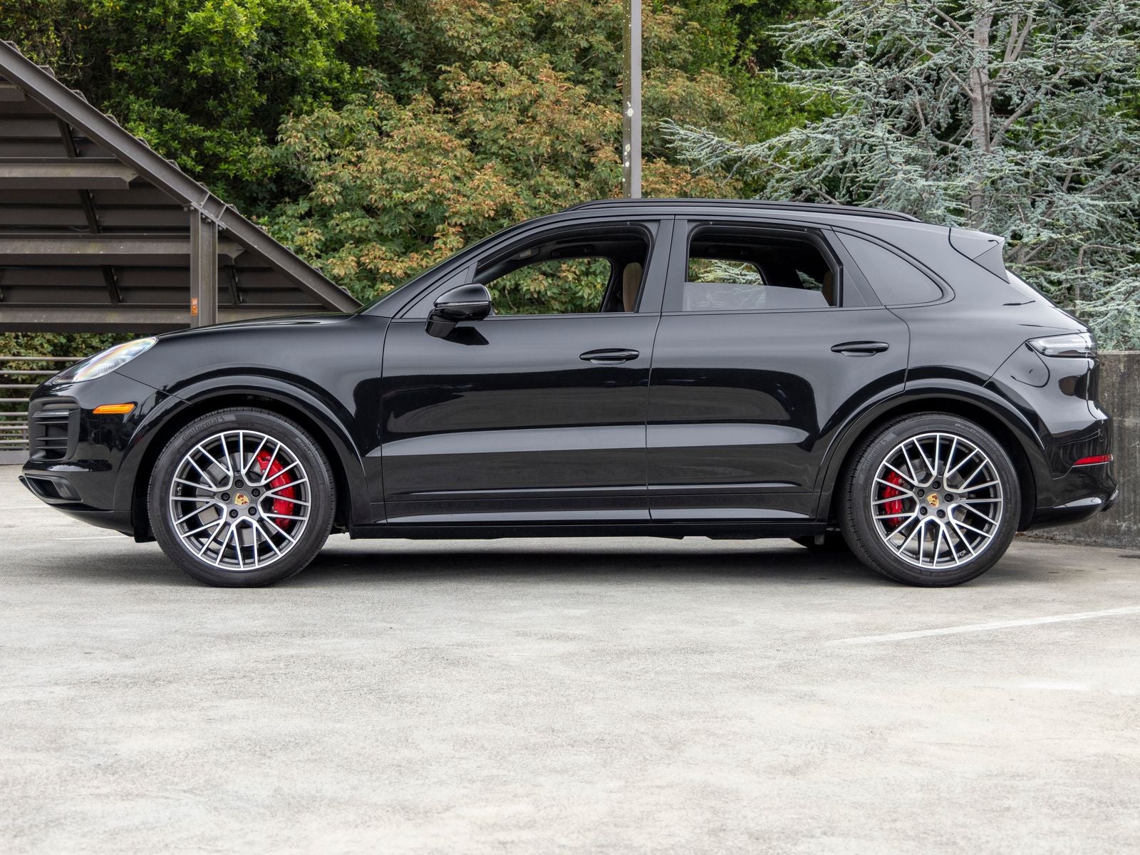 2023 Porsche Cayenne GTS