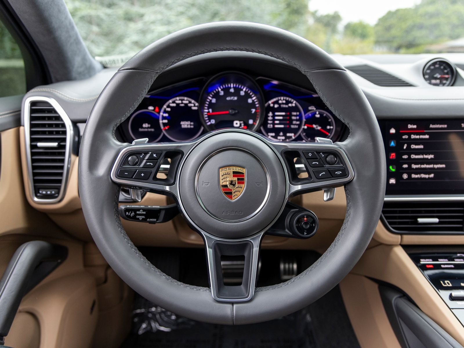 2023 Porsche Cayenne GTS