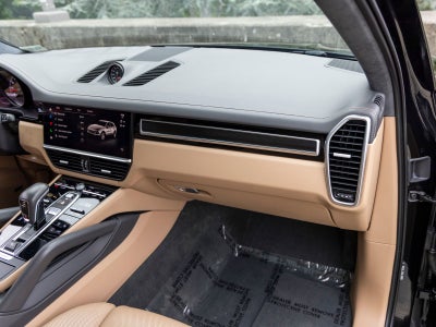 2023 Porsche Cayenne GTS