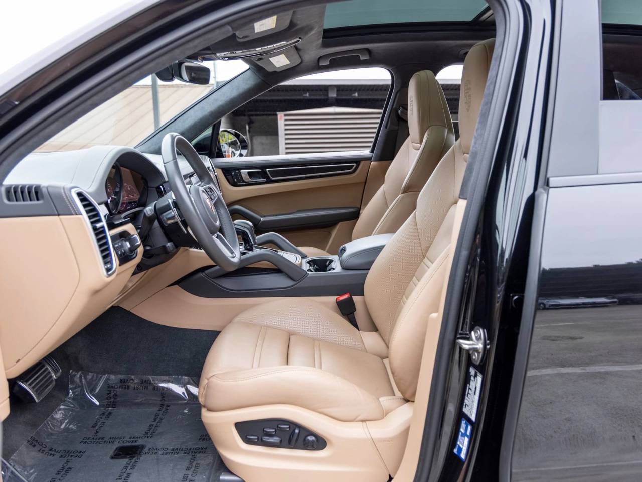 2023 Porsche Cayenne GTS