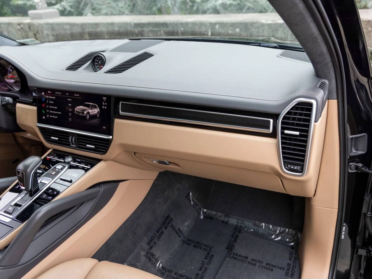 2023 Porsche Cayenne GTS