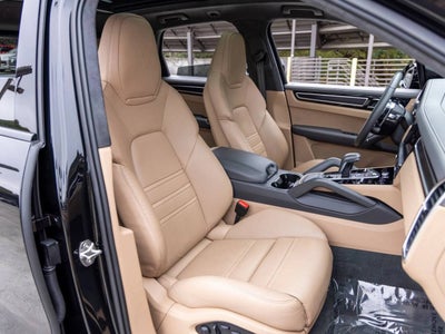 2023 Porsche Cayenne GTS